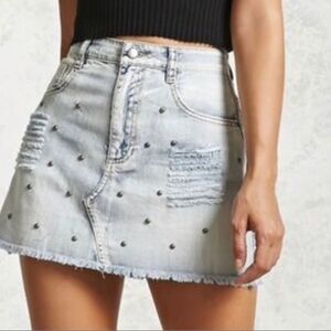 Forever 21 Blue Stud Embellished Mini Skirt. Excellent Condition NWOT Size 4